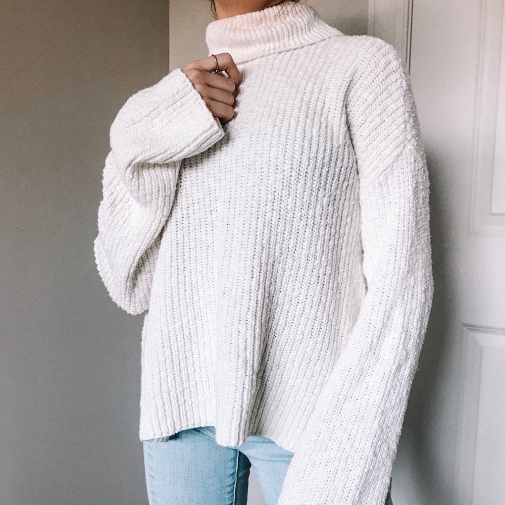 Pacsun sweater